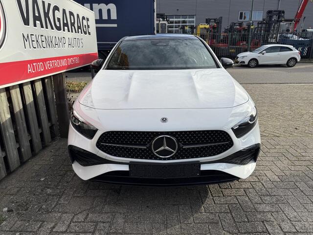 Mercedes-Benz A-KLASSE 250 e AMG Line 18"/Panoramadak/Trekhaak/Head-up/Memory l+r/Matrix LED/360 camera/Keyless/Dodehoek/Apple Carplay & Android Auto