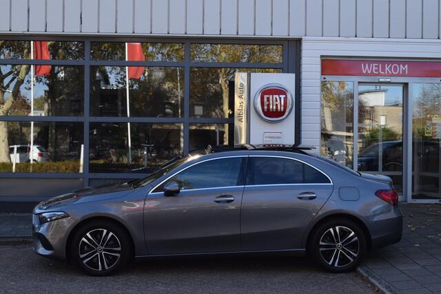Mercedes-Benz A-KLASSE 250 e Luxury Line|Dak|Sfeer|Trekhaak|Orig.NL.