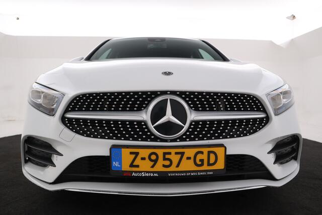 Mercedes-Benz A-KLASSE 200 Business Solution AMG Automaat, Virtual cockpit, Climate, Navigatie,