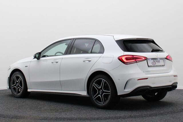 Mercedes-Benz A-KLASSE 250 e Business Solution AMG Limited Camera, Sfeerverlichting, Apple Carplay, LED, Cruise, PDC