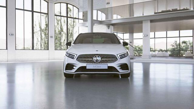 Mercedes-Benz A-KLASSE 250 e AMG Line | Panoramadak | Rij assistentiepakket | Night pakket | 19" lichtmetalen velgen |