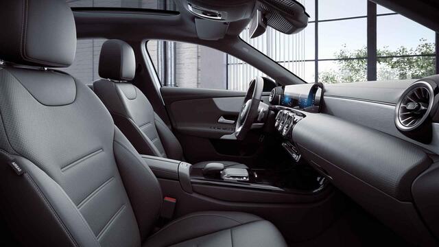 Mercedes-Benz A-KLASSE 250 e AMG Line | Panoramadak | Rij assistentiepakket | Night pakket | 19" lichtmetalen velgen |