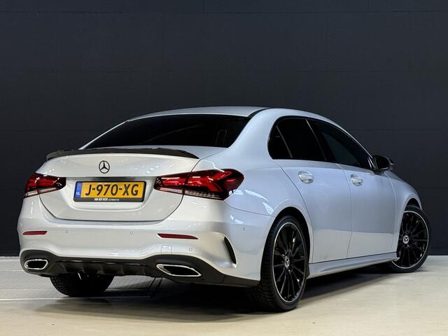 Mercedes-Benz A-KLASSE 220 4MATIC Premium | Panoramadak | Sfeerverlichting | Camera