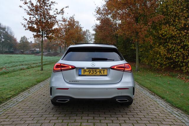 Mercedes-Benz A-KLASSE 250 e Business Solution AMG Limited | Pano