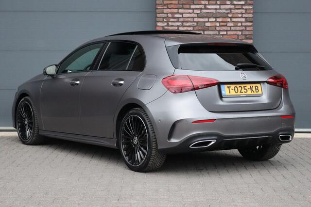 Mercedes-Benz A-KLASSE 250 e AMG Line | Panoramadak | Memory | HUD | Keyless Go | Advanced Sound System | Surround Camera | Multibeam LED | Dodehoekassistent | Sfeerverlichting |