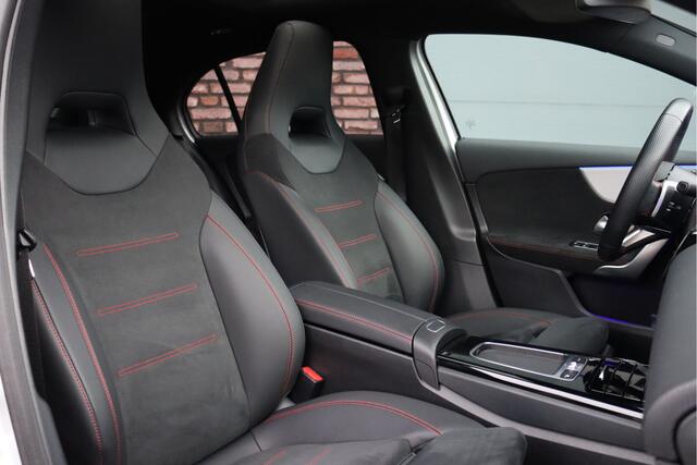 Mercedes-Benz A-KLASSE 250 e AMG Line | Panoramadak | Memory | HUD | Keyless Go | Advanced Sound System | Surround Camera | Multibeam LED | Dodehoekassistent | Sfeerverlichting |