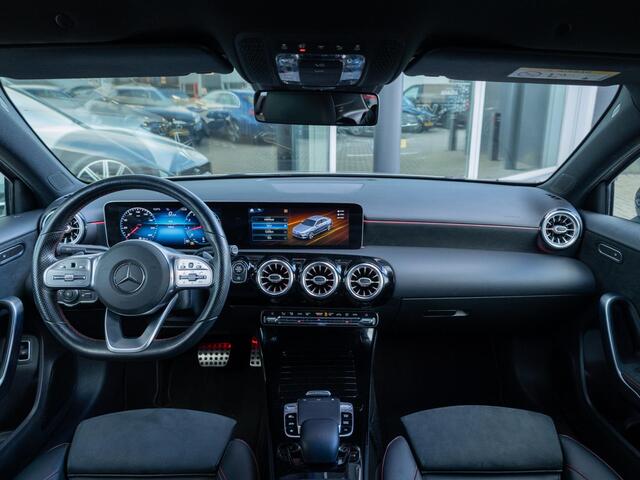 Mercedes-Benz A-KLASSE Limousine 220 Premium Line: AMG