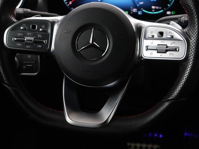 Mercedes-Benz A-KLASSE 250e AMG Limited | Panoramadak | Matrix LED | Keyless | Stoelverwarming | Memory | Camera | Navigatie | Leder/Alcantara | Sfeerverlichting | Park Assist | PHEV | Plug In