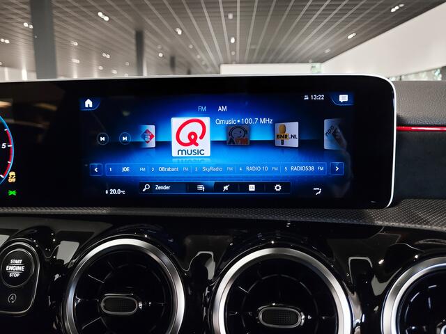 Mercedes-Benz A-KLASSE 180 d AMG Night|Panorama|Widescreen|LED|MBUX Aut7