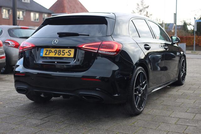 Mercedes-Benz A-KLASSE 180 AUTOMAAT | AMG | NAVI | CAMERA | 19 INCH