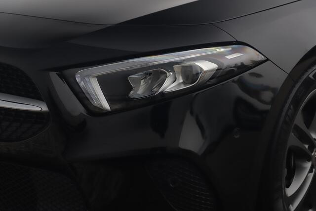 Mercedes-Benz A-KLASSE 160 Advantage Widescreen Full LED Sportstoelen Navigatie Camera Clima Cruise Carplay android 17 inch LMV Lane Assist Parkeersensor