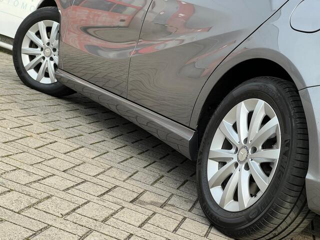 Mercedes-Benz A-KLASSE 180 Lease Edition Ambition NL AUTO | NAVI | ECC | LMV