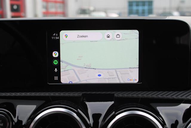 Mercedes-Benz A-KLASSE 180 Style Clima/Camera/Dealer onderhoud Incl Garantie!