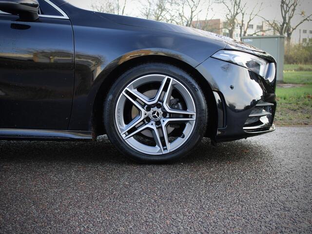 Mercedes-Benz A-KLASSE Business Solution AMG 18" LED Widescreen