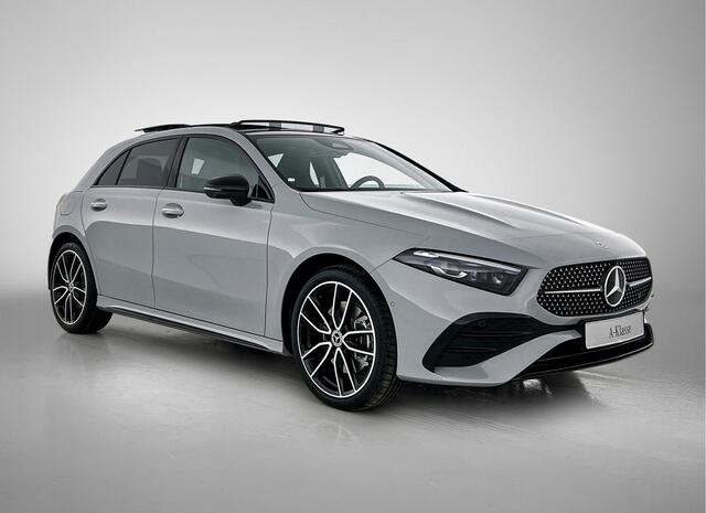 Mercedes-Benz A-KLASSE 250 e Business Solution AMG | AMG Line Plus pakket | Panoramaschuifdak | Antidiefstalpakket URBAN GUARD PLUS | Head-up Display | Memorypakket voorstoelen | Nightpakket | 19 inch AMG velgen |