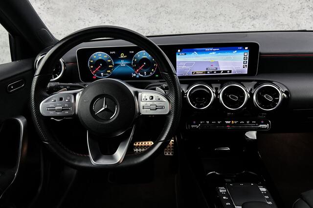 Mercedes-Benz A-KLASSE 180 Business Solution AMG | Camera | Cruise control | Stoelverwarming | Digitaal display