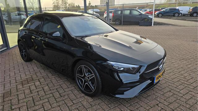 Mercedes-Benz A-KLASSE 220 4MATIC AMG Line 191 PK** Automaat ** PANORAMA ** Head-up display * Memory*Dodehoek detector*LED*Stoel verwarming* Zeer Nette auto Ab. in Nw Staat