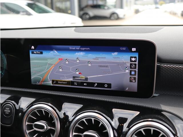 Mercedes-Benz A-KLASSE 250 e I LED I Widescreen I Half-leder I Keyless
