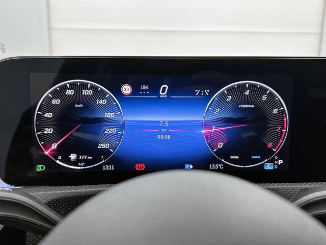 Mercedes-Benz A-KLASSE 180 AMG Nightpakket | Burmester® | Memory | Dode Hoek Ass | Sfeerverlichting | Stuur- en Stoelverwarming | Inclusief 24 maanden Mercedes-Benz Certified garantie voor Europa.