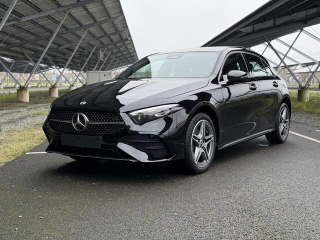 Mercedes-Benz A-KLASSE 250e Business Solution AMG | Panoramaschuifdak | Stoelverwarming | Achteruitrijcamera | MULTIBEAM LED |