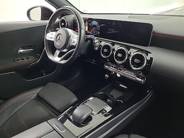 Mercedes-Benz A-KLASSE 180 Aut. Business Sol. AMG | Navi | Camera | M-BUX |