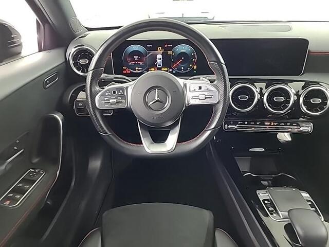 Mercedes-Benz A-KLASSE 180 Aut. Business Sol. AMG | Navi | Camera | M-BUX |