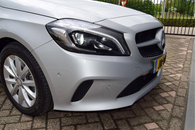 Mercedes-Benz A-KLASSE 180 Lease Ambition Navigator Cool