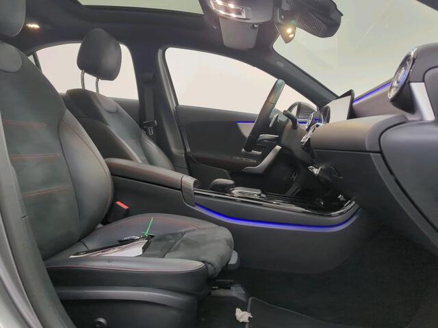 Mercedes-Benz A-KLASSE 250 e AMG Limited Panoramadak Sfeerverlichting Camera Multibeam-Led