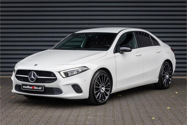 Mercedes-Benz A-KLASSE 200 Sedan 19''-LED-Privacy