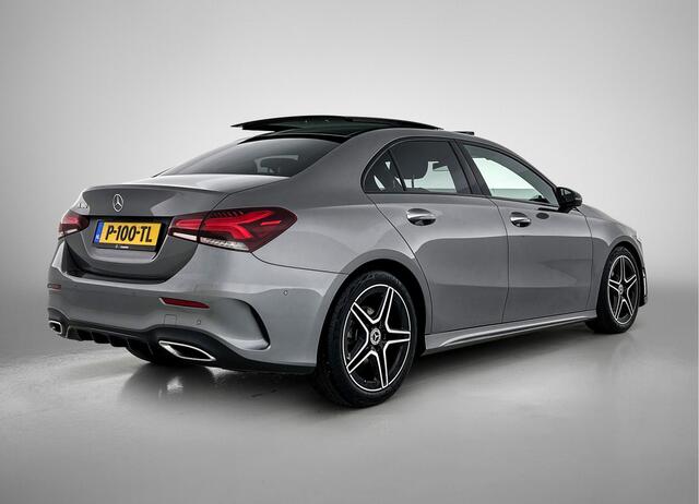 Mercedes-Benz A-KLASSE 180 AMG Line | Achteruitrijcamera | Sfeerverlichting | Panoramadak | Navigatie | Stoelverwarming | 24 maanden certified garantie