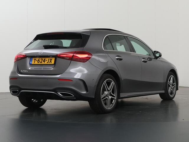 Mercedes-Benz A-KLASSE 250 e AMG Line | Panoramadak | Sfeerverlichting | Stoelverwarming |