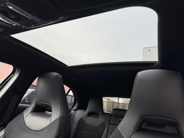 Mercedes-Benz A-KLASSE 250 e AMG Line Pano Keyless Memory