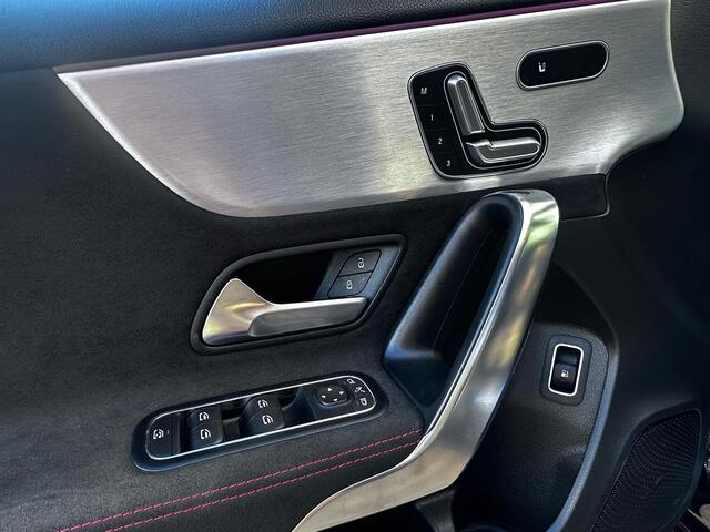 Mercedes-Benz A-KLASSE 250 e AMG Line Pano Keyless Memory