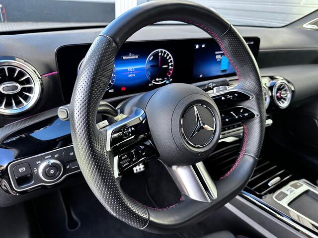 Mercedes-Benz A-KLASSE 250 e AMG Line Pano Keyless Memory