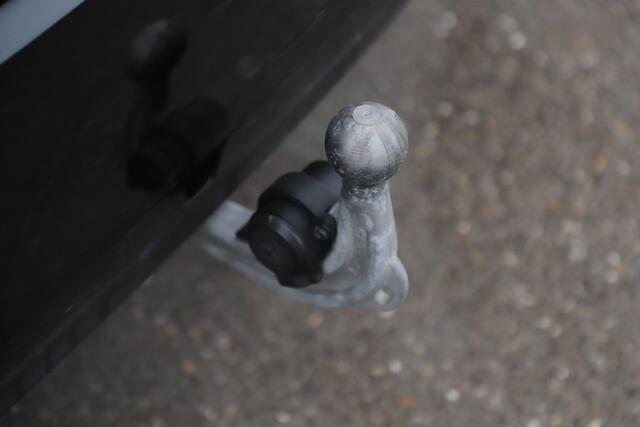 Mercedes-Benz A-KLASSE 160 Business Solution Panoramadak Widescreen Trekhaak 18 inch AMG Velgen Navigatie Camera Full LED Lane Assist Stoelverwarming