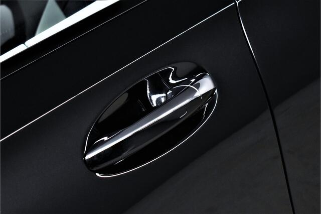 Mercedes-Benz A-KLASSE 250 225pk Premium Plus AMG-Line Pano/Virtual/Sfeer/Camera/Carplay/Keyless/Trekhaak