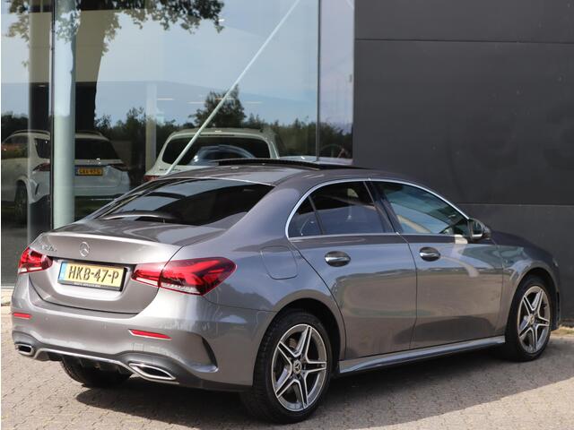 Mercedes-Benz A-KLASSE 250 e Business Solution AMG Limited AMG line | Navigatie | Panoramadak | Memory Seats | Automaat