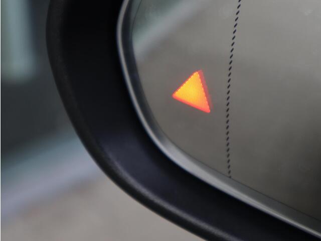 Mercedes-Benz A-KLASSE 250 e Business Solution AMG Limited AMG line | Navigatie | Panoramadak | Memory Seats | Automaat