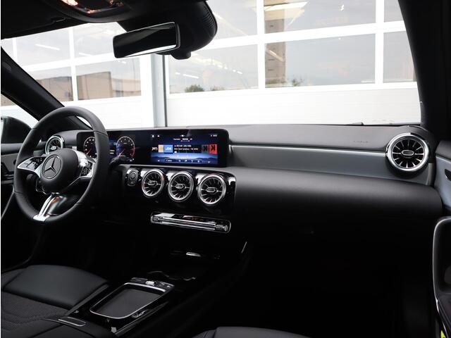 Mercedes-Benz A-KLASSE 180 Star Edition Luxury Line