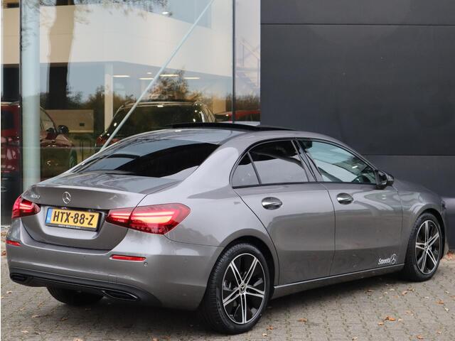 Mercedes-Benz A-KLASSE 180 Star Edition AMG Line