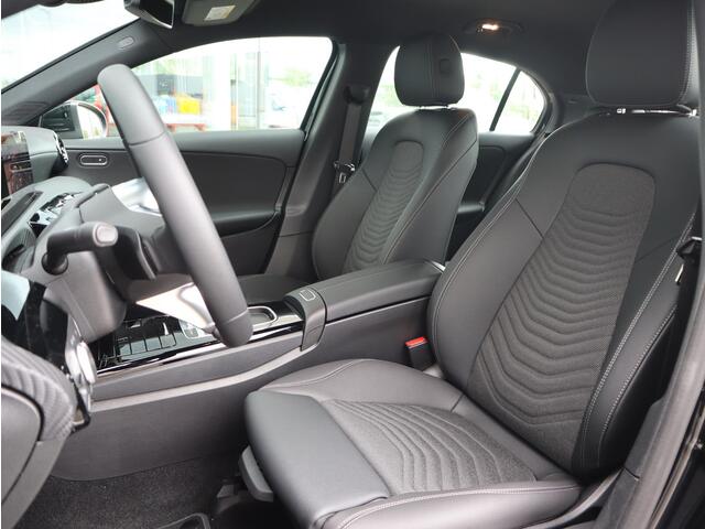 Mercedes-Benz A-KLASSE 180 Star Edition