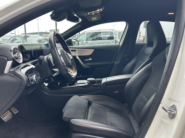 Mercedes-Benz A-KLASSE 180 Business Solution AMG | Cruise Control | Stoelverwarming | Apple Carplay