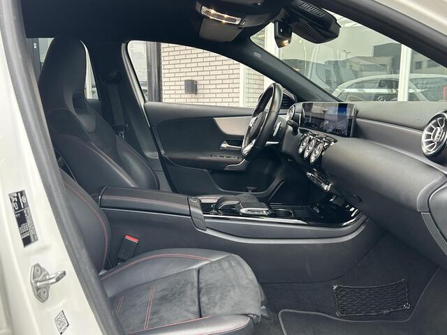 Mercedes-Benz A-KLASSE 180 Business Solution AMG | Cruise Control | Stoelverwarming | Apple Carplay