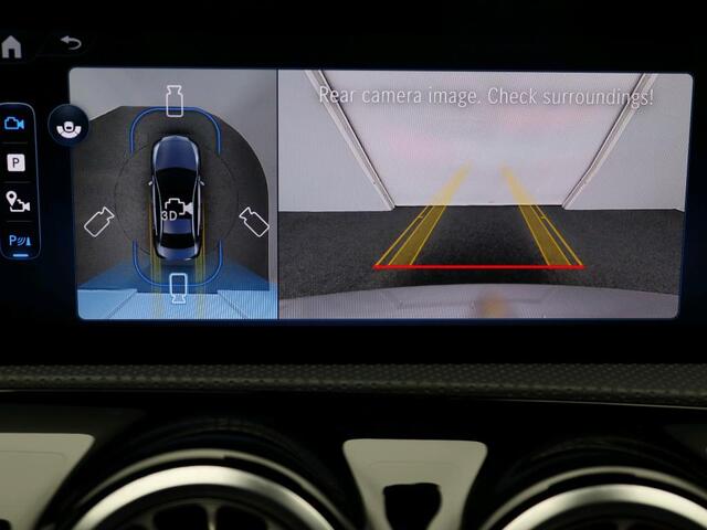 Mercedes-Benz A-KLASSE 250 e Business Solution AMG AMG Line | NIght Pakket | Panorama Schuif-Kanteldak | Sfeerverlichting | Head-up display | Apple CarPlay | Keyless-Go | Dodehoekassistent. Inclusief 24 maanden Mercedes-Benz Certified garantie voor Europa.