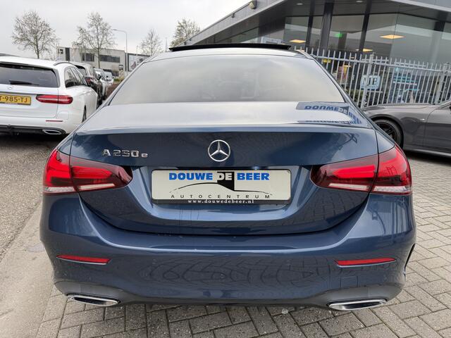 Mercedes-Benz A-KLASSE 250 e Business Solution AMG Limited Pano-Dak | Distronic | Memory | Night | Keyless