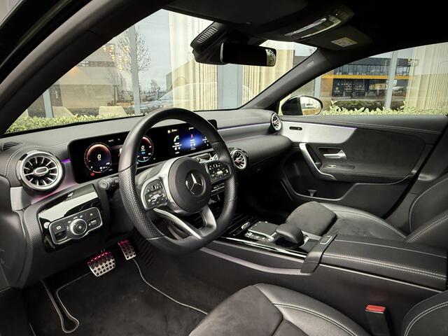 Mercedes-Benz A-KLASSE 250e Plug in Hybride AMG Night/ Sfeerverl./ Camera