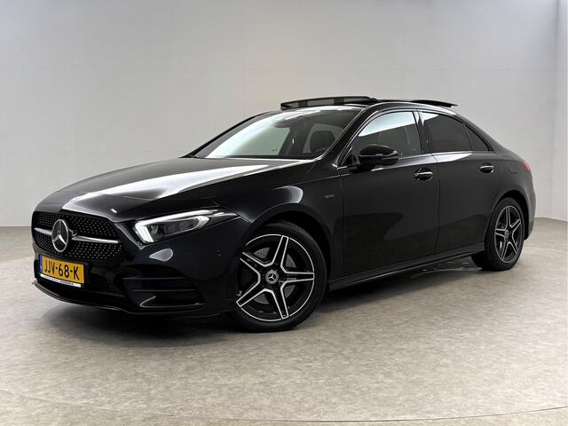 Mercedes-Benz A-KLASSE 250 e AMG | SOH 93% | Pano | Sfeerverl. | Memory | Virtual | Camera | Keyless | Trekh. | Carplay