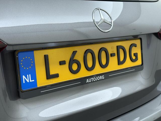 Mercedes-Benz A-KLASSE 180 Business Solution Luxury Panorama dak | Stoelverwarming | Navigatie | Camera |