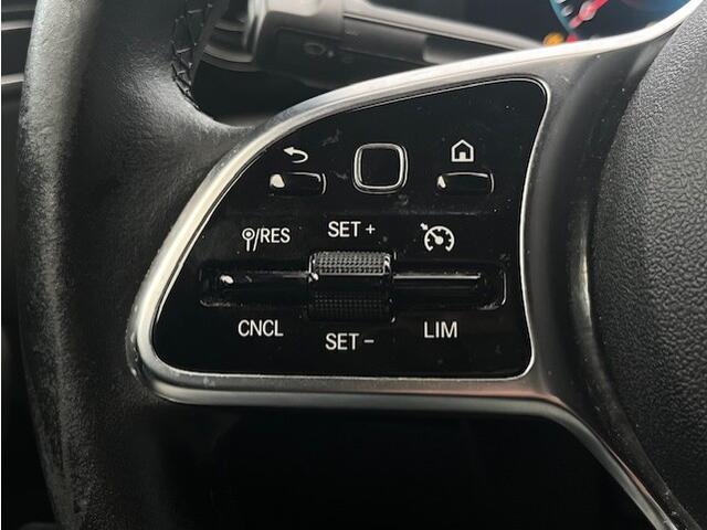 Mercedes-Benz A-KLASSE 180 Business Solution