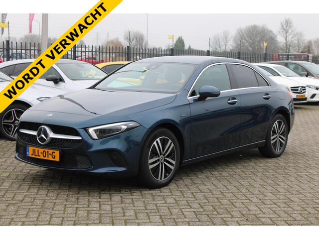 Mercedes-Benz A-KLASSE 250e AUT8 Premium LEDER SFEER KEY-LESS GO MULTIBEAM 360-CAMERA TREKHAAK